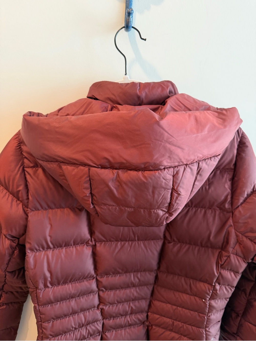 The North Face Long Puffer Jacket - Size M - Picture 7 of 8